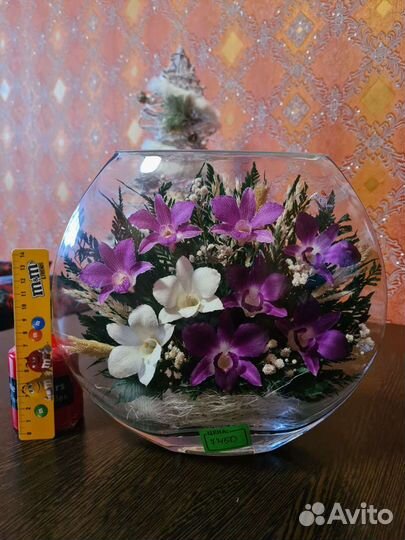 Живые цветы в стекле (вакууме)