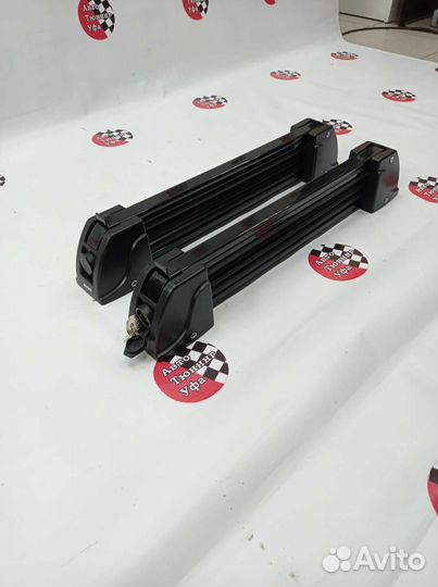 Крепёж для лыж на 3 пары