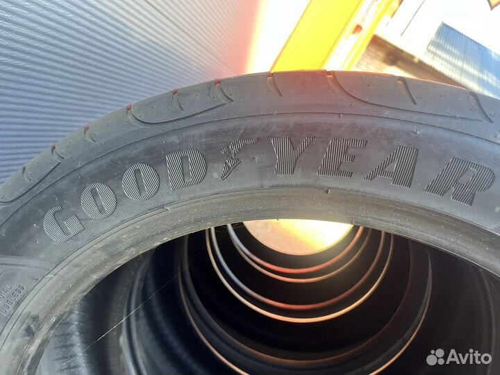 Goodyear Eagle F1 Asymmetric SUV 4x4 285/40 R21