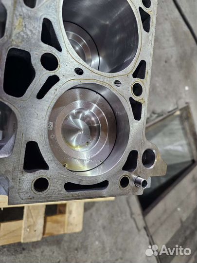 Двигатель 4p10 FusoShort Block