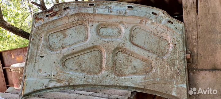 Капот на renault logan 1