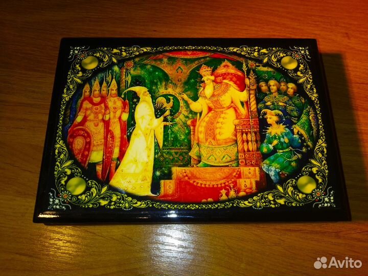 Шкатулка для украшений новая