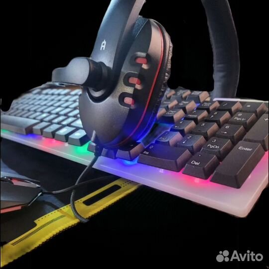 Проводной игровой набор AlterAcs kmhp001-GLC 4 в 1