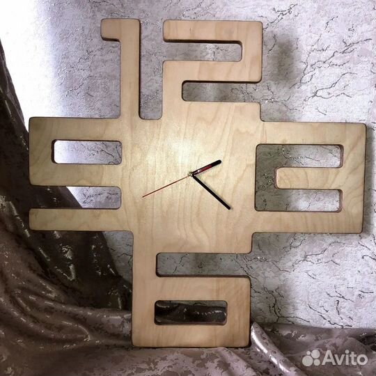 Часы настенные