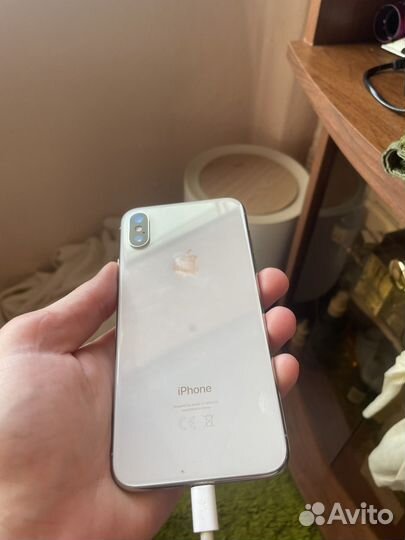 iPhone X, 64 ГБ