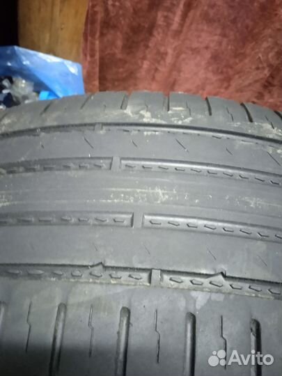 Michelin Latitude Tour HP 215/70 R16