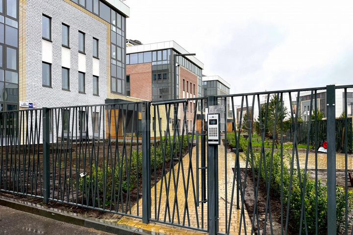 1-к. квартира, 53 м², 2/4 эт.