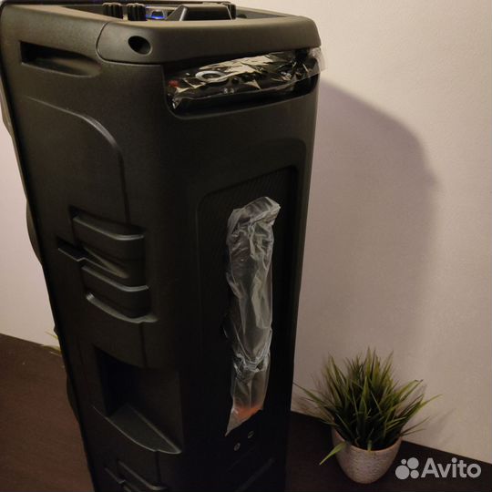 Огромная портативная колонка с микрофоном(new)