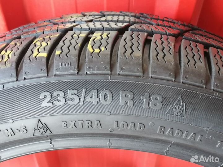 Continental ContiWinterContact TS 830 P 235/40 R18