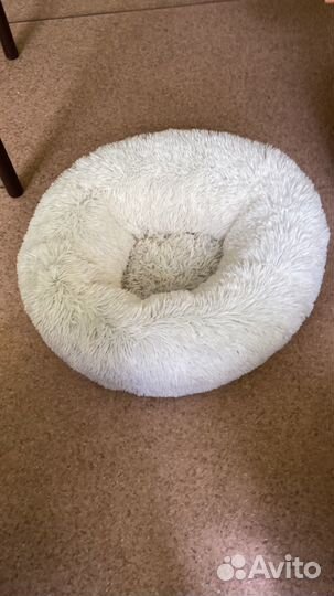 Продаю лежанку для кота или маленькой собачки