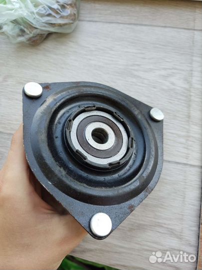 Опора передней стойки 2108-15 в сборе