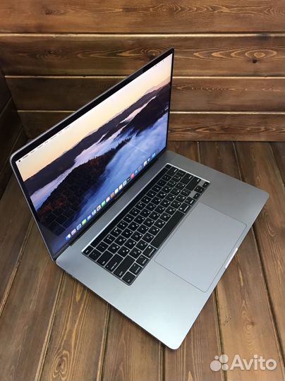 Apple macbook pro 16 2019 i7\16\512