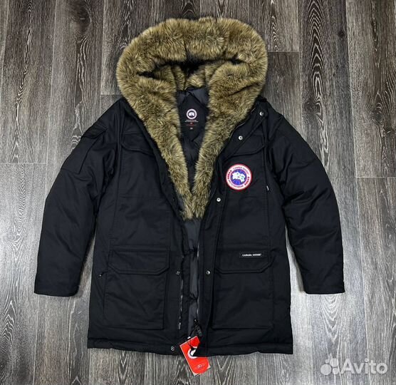 Зимняя куртка пуховик Canada Goose