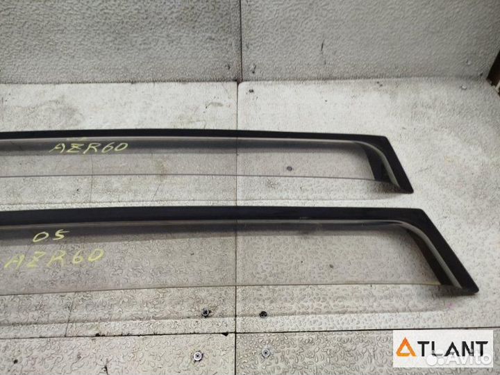 Ветровики комплект toyota voxy