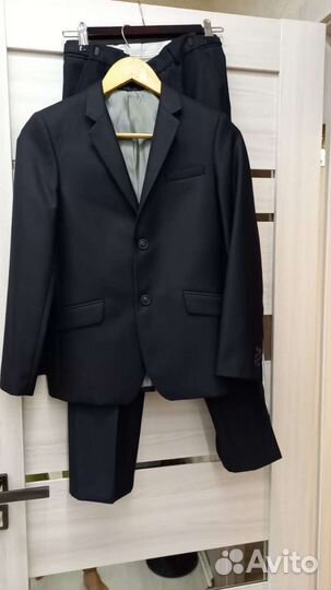 Школьный костюм