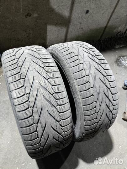 Nokian Tyres Hakkapeliitta R2 SUV 265/45 R21