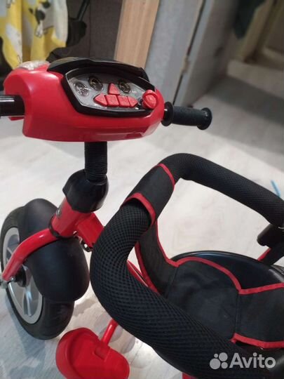 Трехколесный велосипед детский