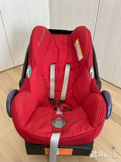 Автокресло-люлька (автолюлька) Maxi-cosi + база