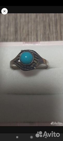 Кольцо серебряное с натуральной бирюзой