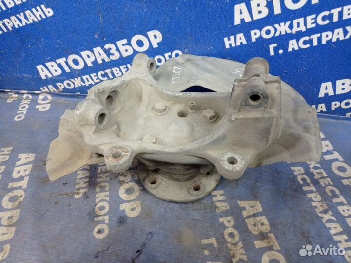 Передний правый поворотный кулак Bmw E65 седан