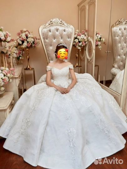 Свадебное платье пышное