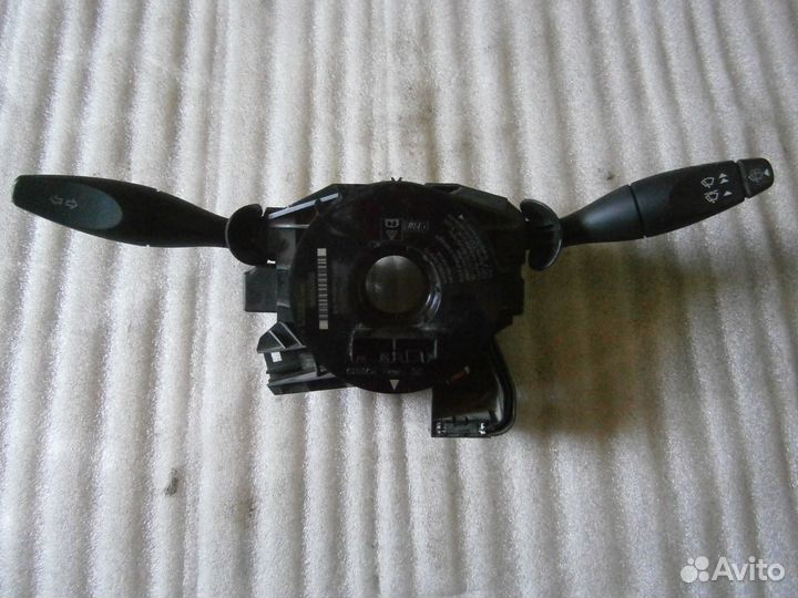 Подрулевой переключатель ford Fusion поворотников