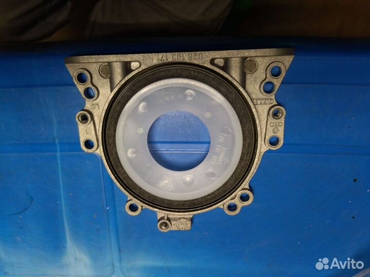 Задний сальник коленвала audi а6с5 028103171k