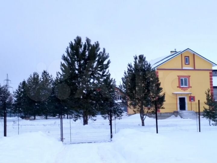 Дом 280 м² на участке 39 сот.