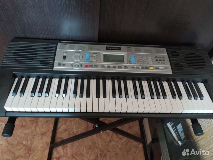 Синтезатор