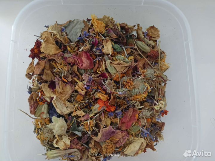 Лакомства и корм для грызунов