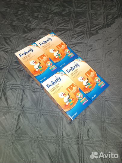 Детская молочная смесьНутрилон, и Беллакт Пре