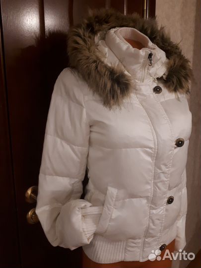Куртка белая бренд ostin пуховик