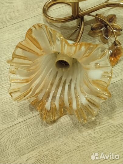 Настенный светильник