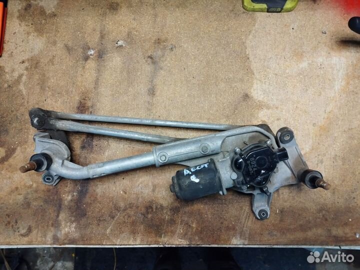 Трапеция стеклоочистителя Honda Accord 8