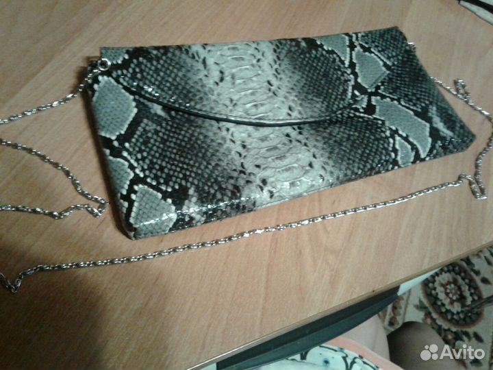 Клатч раскраска змеи с цепочкой