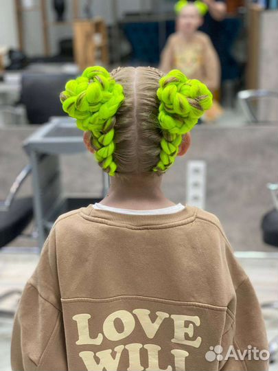 Косы с канекалоном