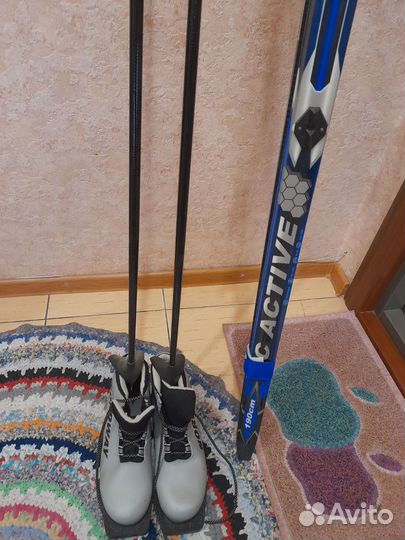 Беговые лыжи