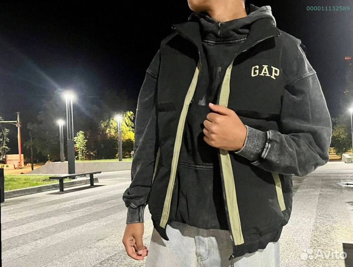 Жилетка и Худи Gap
