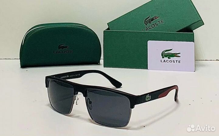 Солнцезащитные очки Lacoste