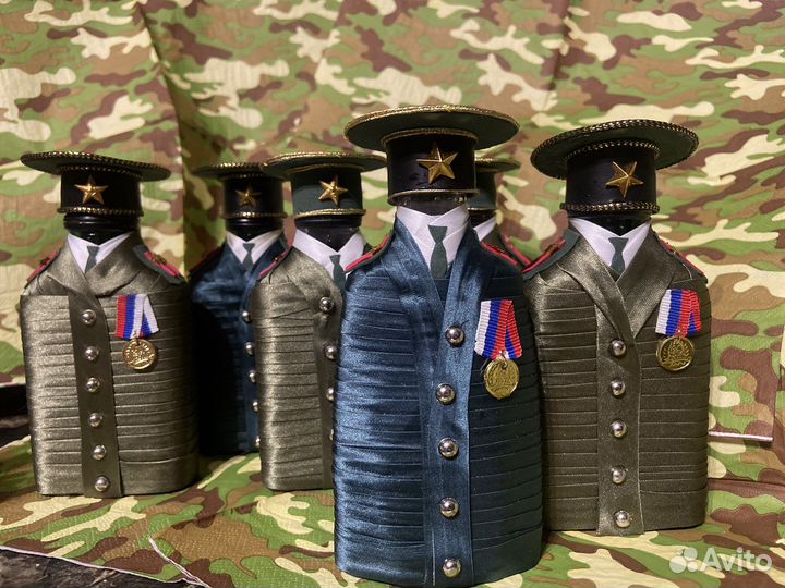 Новый год, 23 февраля, 8 марта, вдв