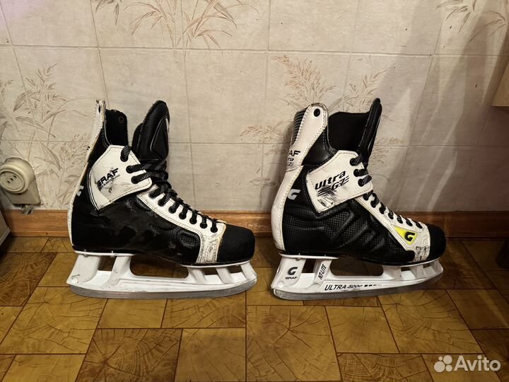 Коньки хоккейные