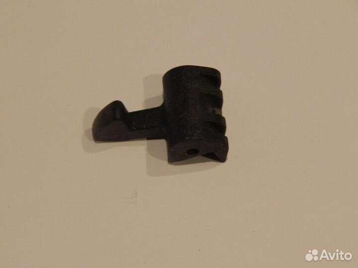 Крючок, защелка стиральной машины Whirlpool