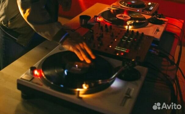 Виниловые проигрыватели Technics Sl-1210 Mk2