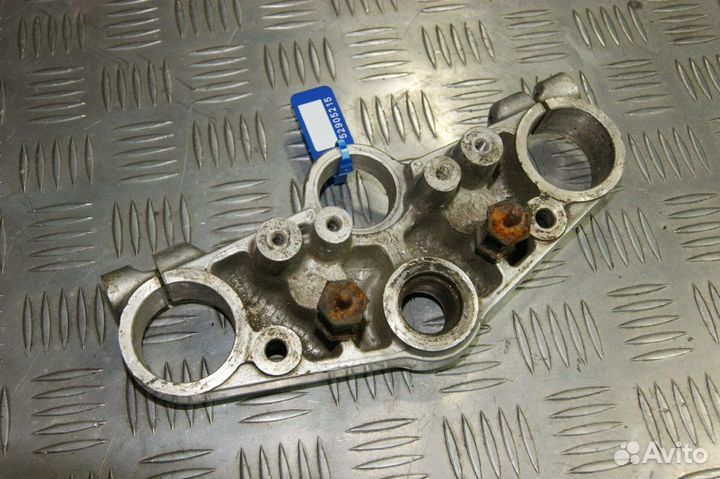 Траверса верхняя Suzuki Bandit V 400-1