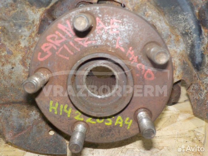 Кулак поворотный передний правый Toyota Carina