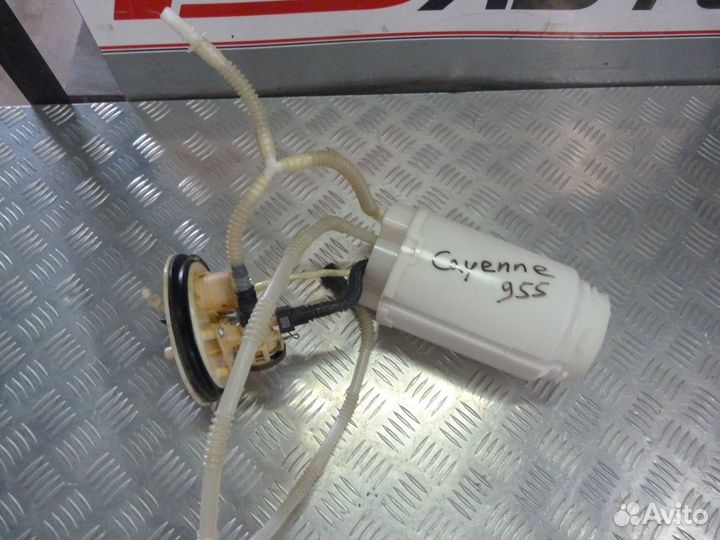 Бензонасос правый Porsche Cayenne 9PA M02.2Y (3.2)