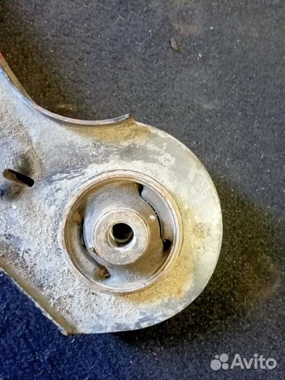 Рычаг подвески передний левый Daewoo Gentra B15D2