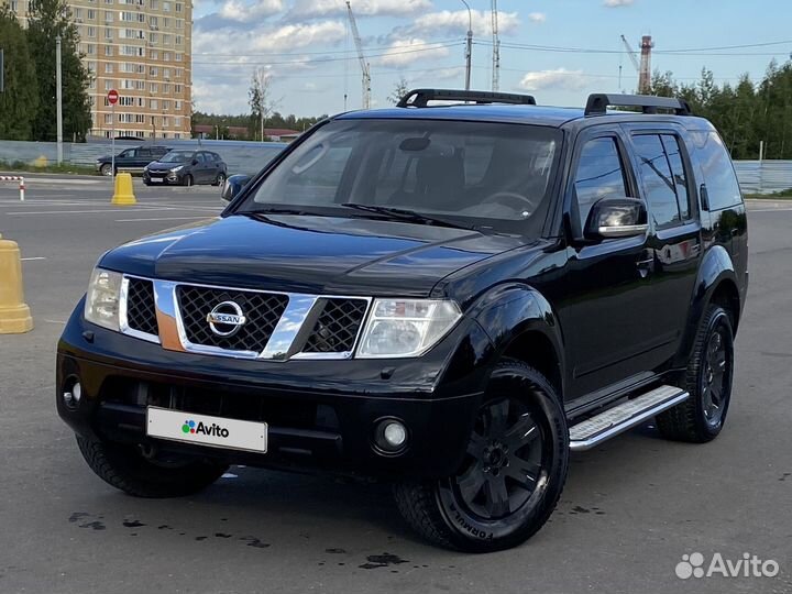 Nissan Pathfinder 2.5 МТ, 2008, 321 000 км