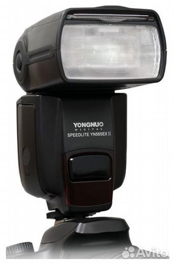 Продам Canon EOS 600D 18 - 135 мм
