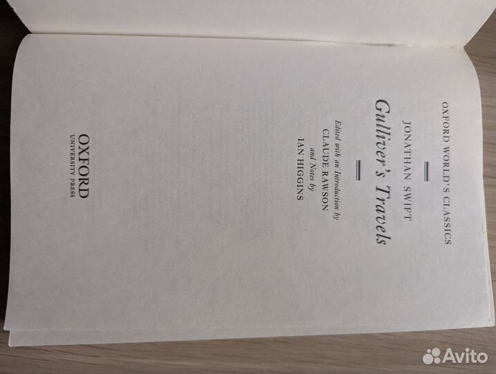 Продам книгу на английском языке